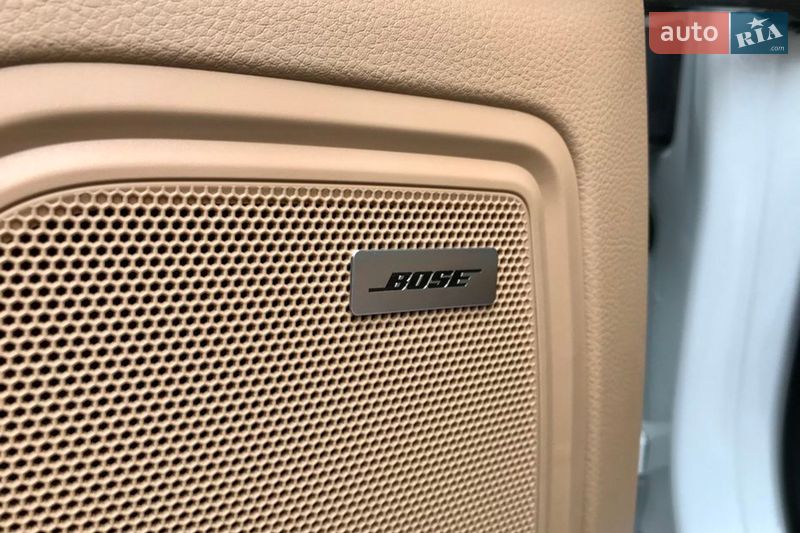 Позашляховик / Кросовер Porsche Macan 2016 в Києві