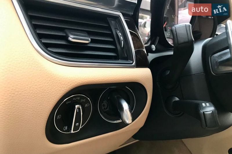 Позашляховик / Кросовер Porsche Macan 2016 в Києві