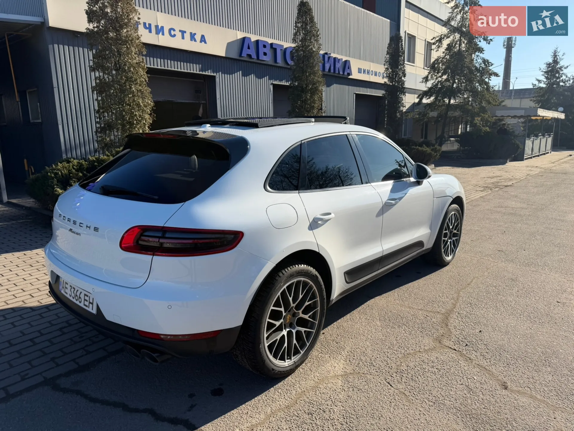 2018 Porsche Macan - мініатюра 9