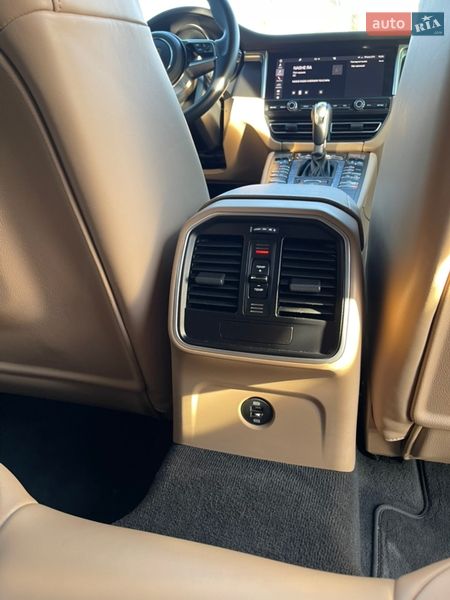 Внедорожник / Кроссовер Porsche Macan 2018 в Чернигове