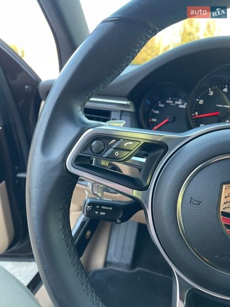 Внедорожник / Кроссовер Porsche Macan 2018 в Чернигове