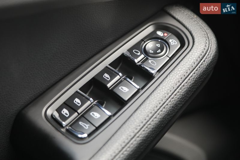 Внедорожник / Кроссовер Porsche Macan 2018 в Харькове