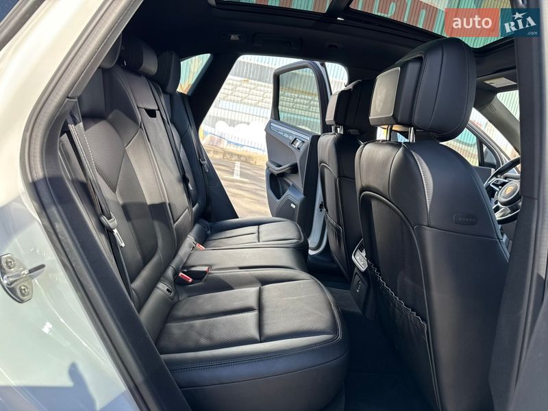 Внедорожник / Кроссовер Porsche Macan 2019 в Харькове