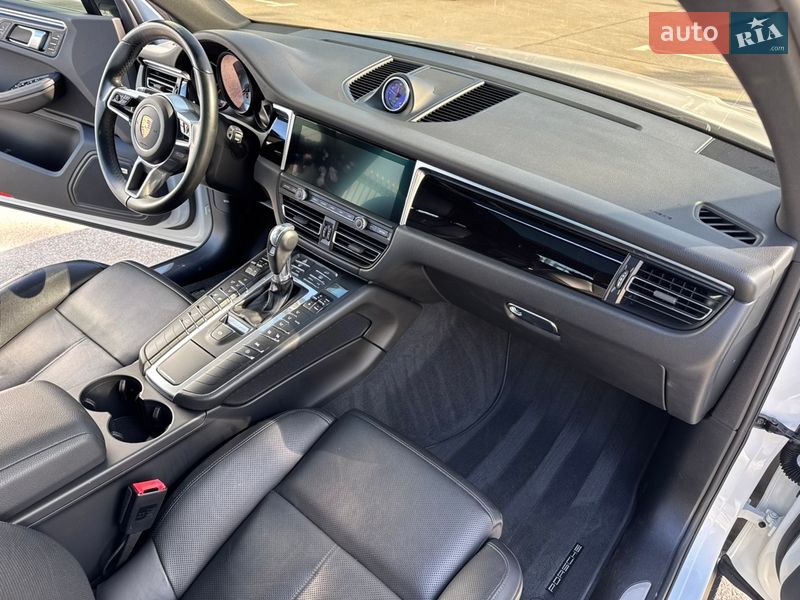 Внедорожник / Кроссовер Porsche Macan 2019 в Харькове