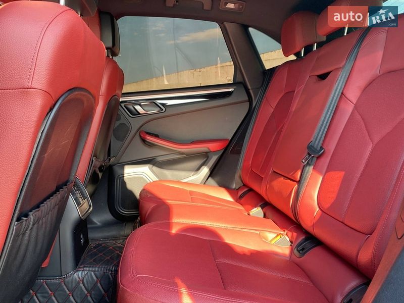 Внедорожник / Кроссовер Porsche Macan 2020 в Львове