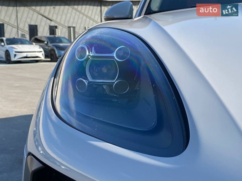 Внедорожник / Кроссовер Porsche Macan 2020 в Львове