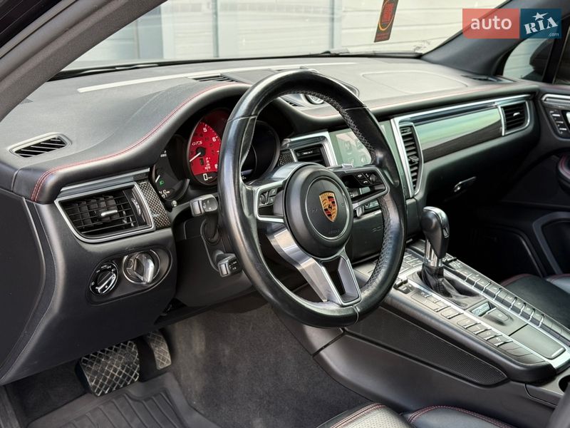 Внедорожник / Кроссовер Porsche Macan 2016 в Одессе