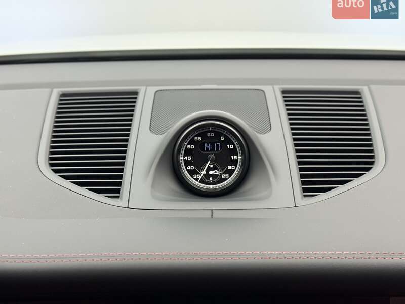 Внедорожник / Кроссовер Porsche Macan 2025 в Киеве