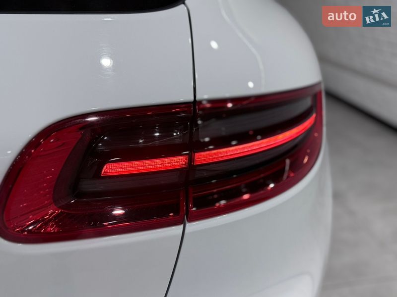 Внедорожник / Кроссовер Porsche Macan 2015 в Одессе