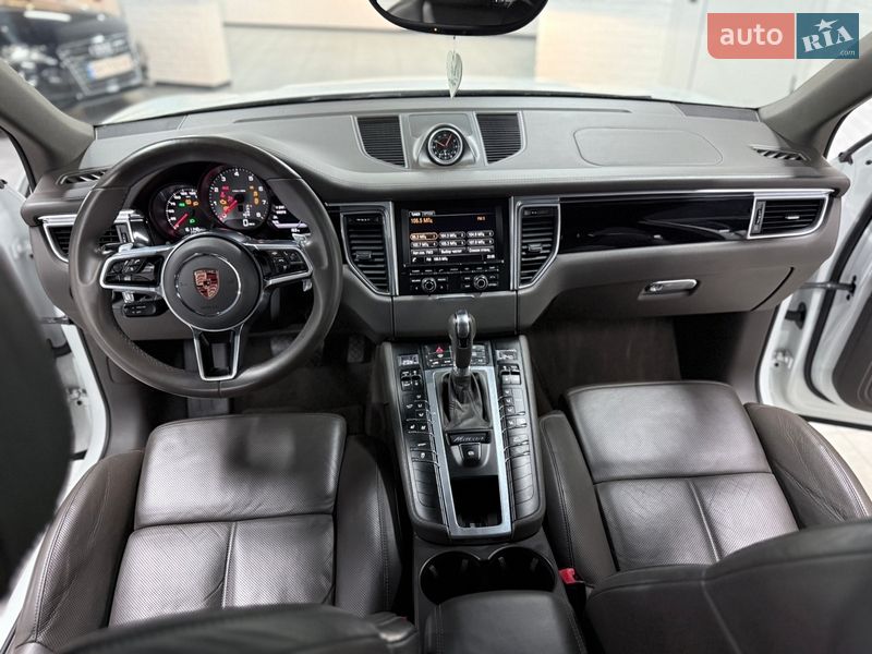 Внедорожник / Кроссовер Porsche Macan 2015 в Одессе