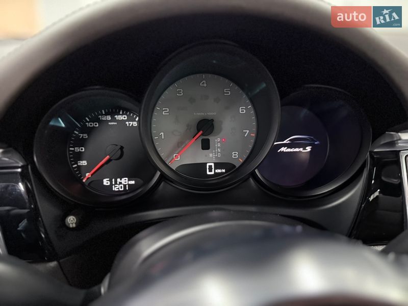 Внедорожник / Кроссовер Porsche Macan 2015 в Одессе