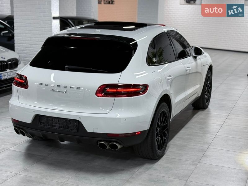 Внедорожник / Кроссовер Porsche Macan 2015 в Одессе
