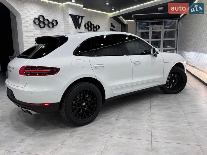 Внедорожник / Кроссовер Porsche Macan 2015 в Одессе