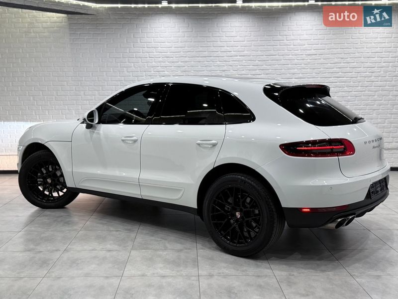 Внедорожник / Кроссовер Porsche Macan 2015 в Одессе