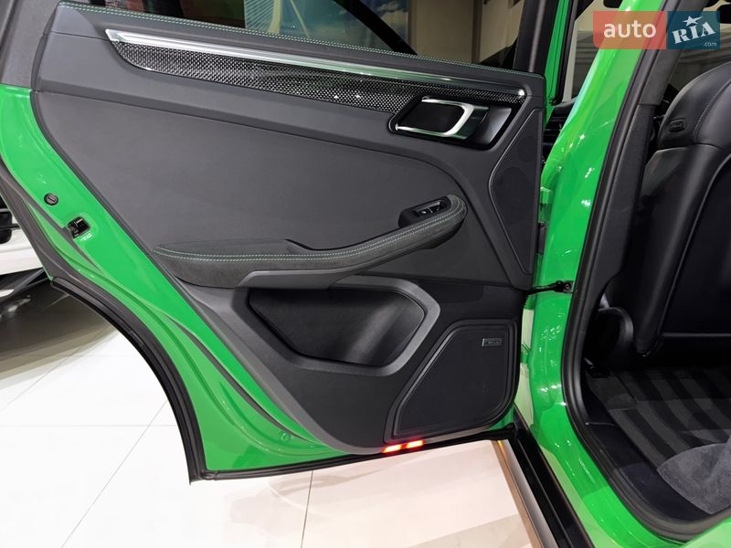 Внедорожник / Кроссовер Porsche Macan 2021 в Одессе