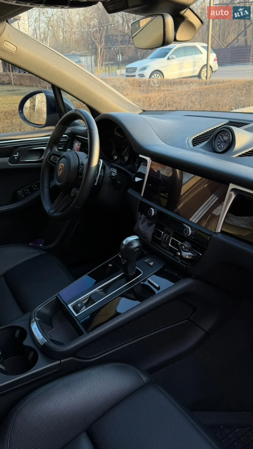 2022 Porsche Macan - мініатюра 12