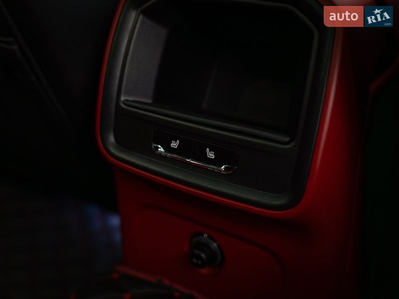 Позашляховик / Кросовер Porsche Macan 2015 в Києві фото 22 Позашляховик / Кросовер Porsche Macan 2015 в Києві