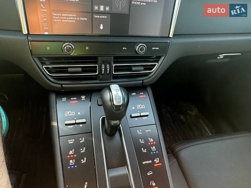 Внедорожник / Кроссовер Porsche Macan 2022 в Киеве