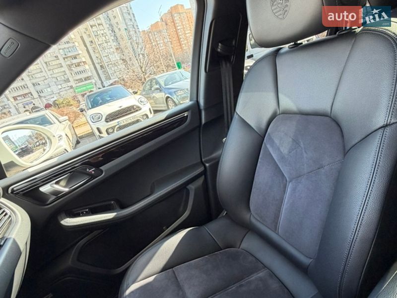Внедорожник / Кроссовер Porsche Macan 2019 в Киеве фото 11 Внедорожник / Кроссовер Porsche Macan 2019 в Киеве
