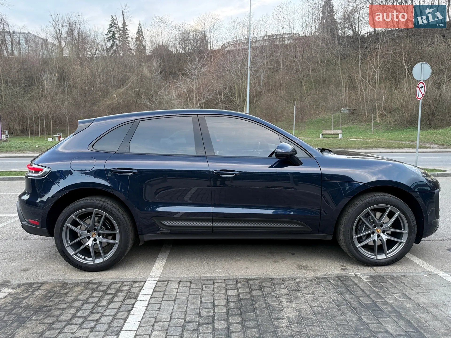 Porsche Macan 2023 VIN WP1AA2A55PLB15269 фото оголошення 9 з 18