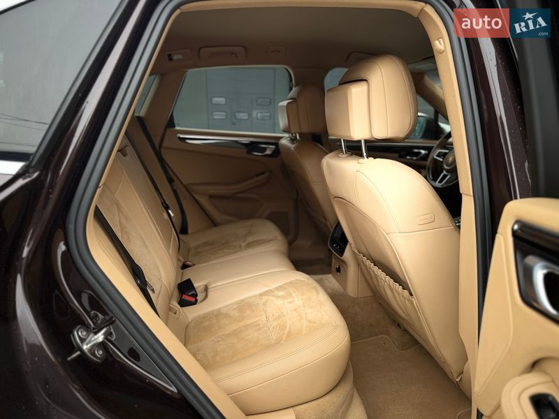 Позашляховик / Кросовер Porsche Macan 2015 в Львові