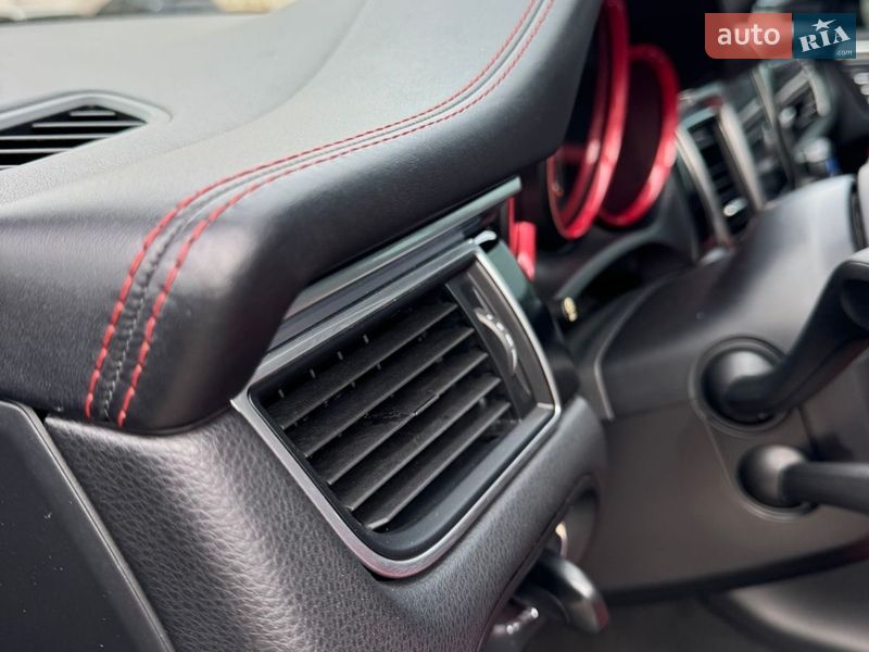 Позашляховик / Кросовер Porsche Macan 2018 в Дніпрі фото 18 Позашляховик / Кросовер Porsche Macan 2018 в Дніпрі