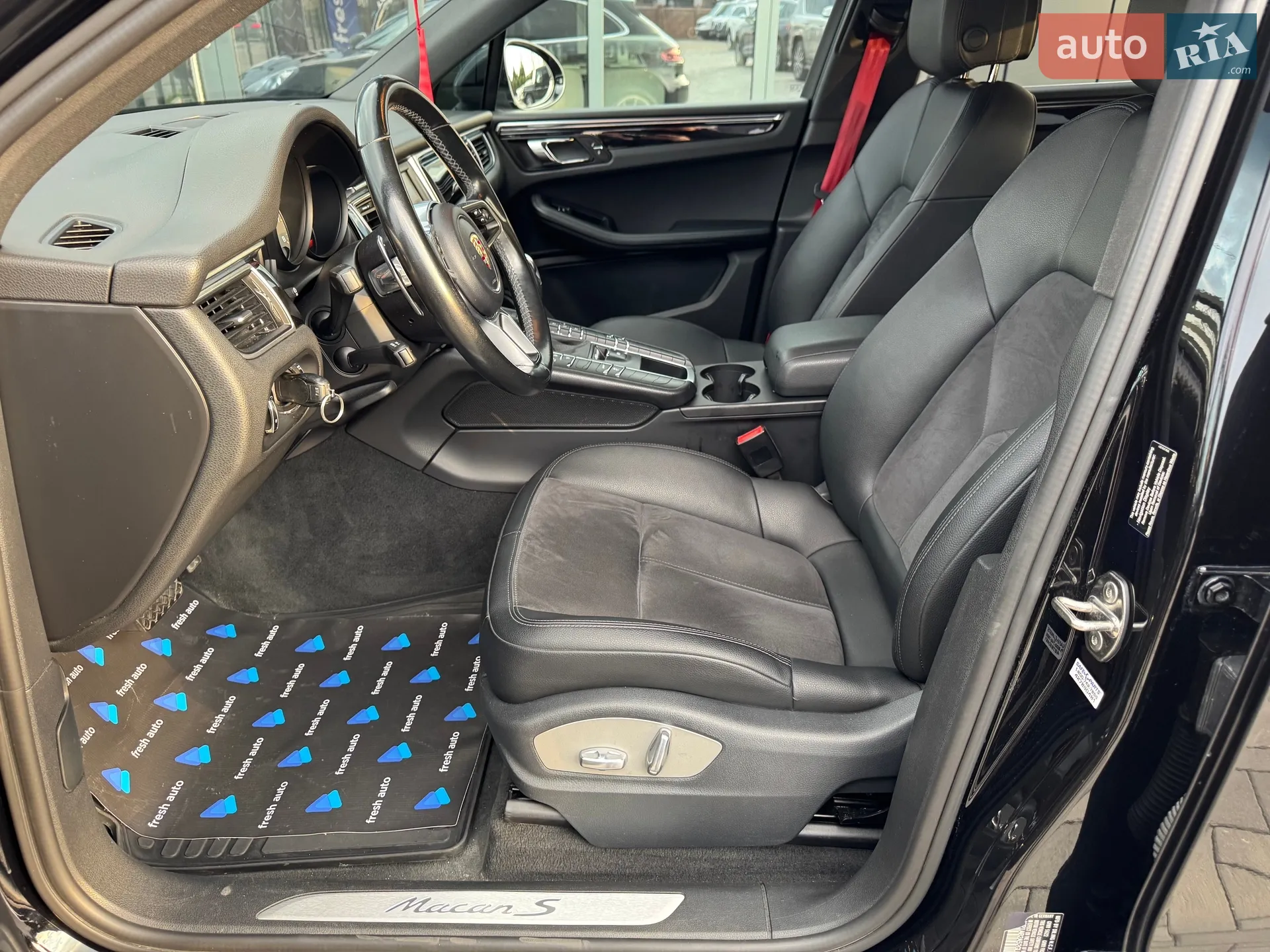 2015 Porsche Macan - мініатюра 20