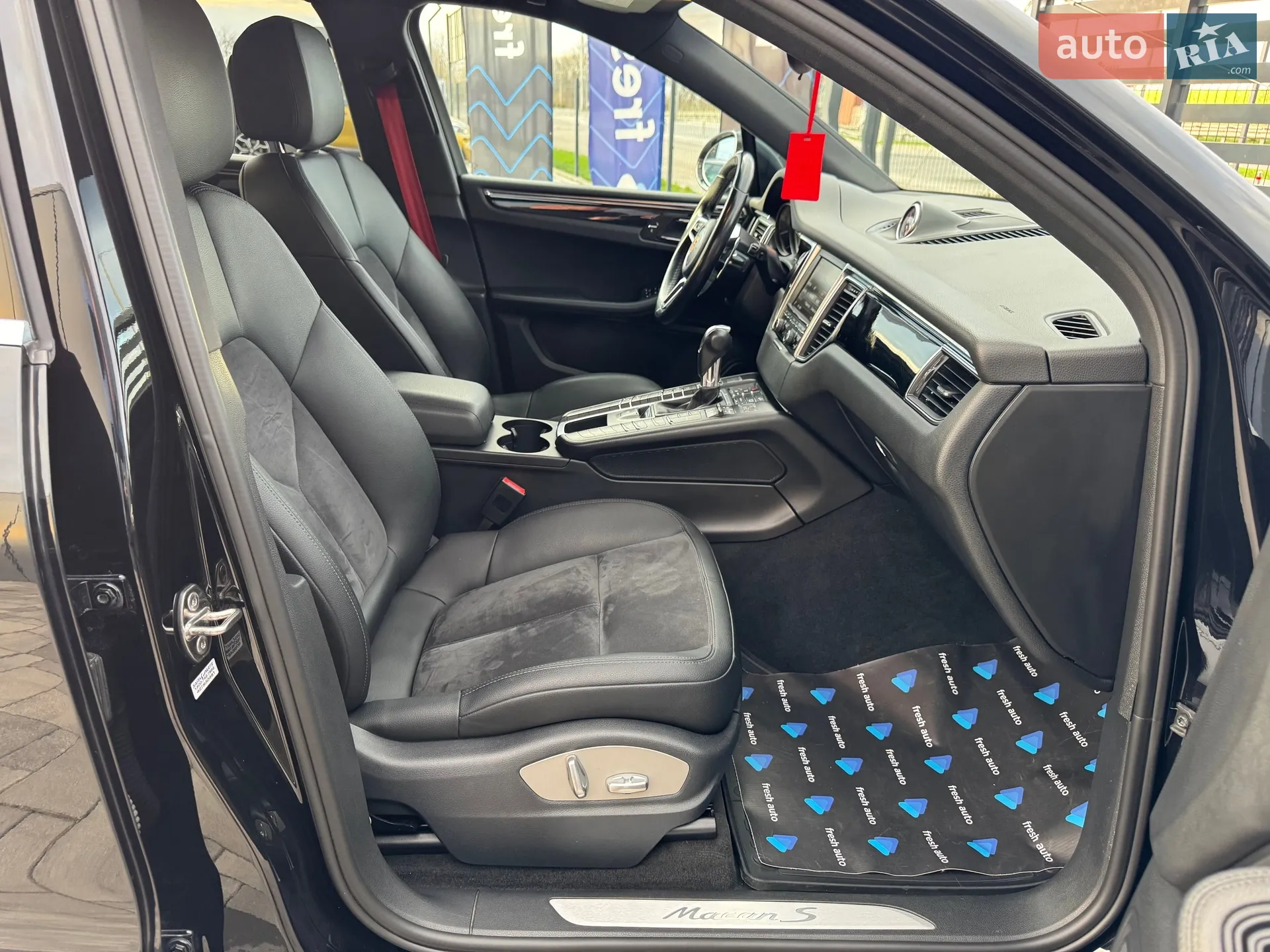 2015 Porsche Macan - мініатюра 34