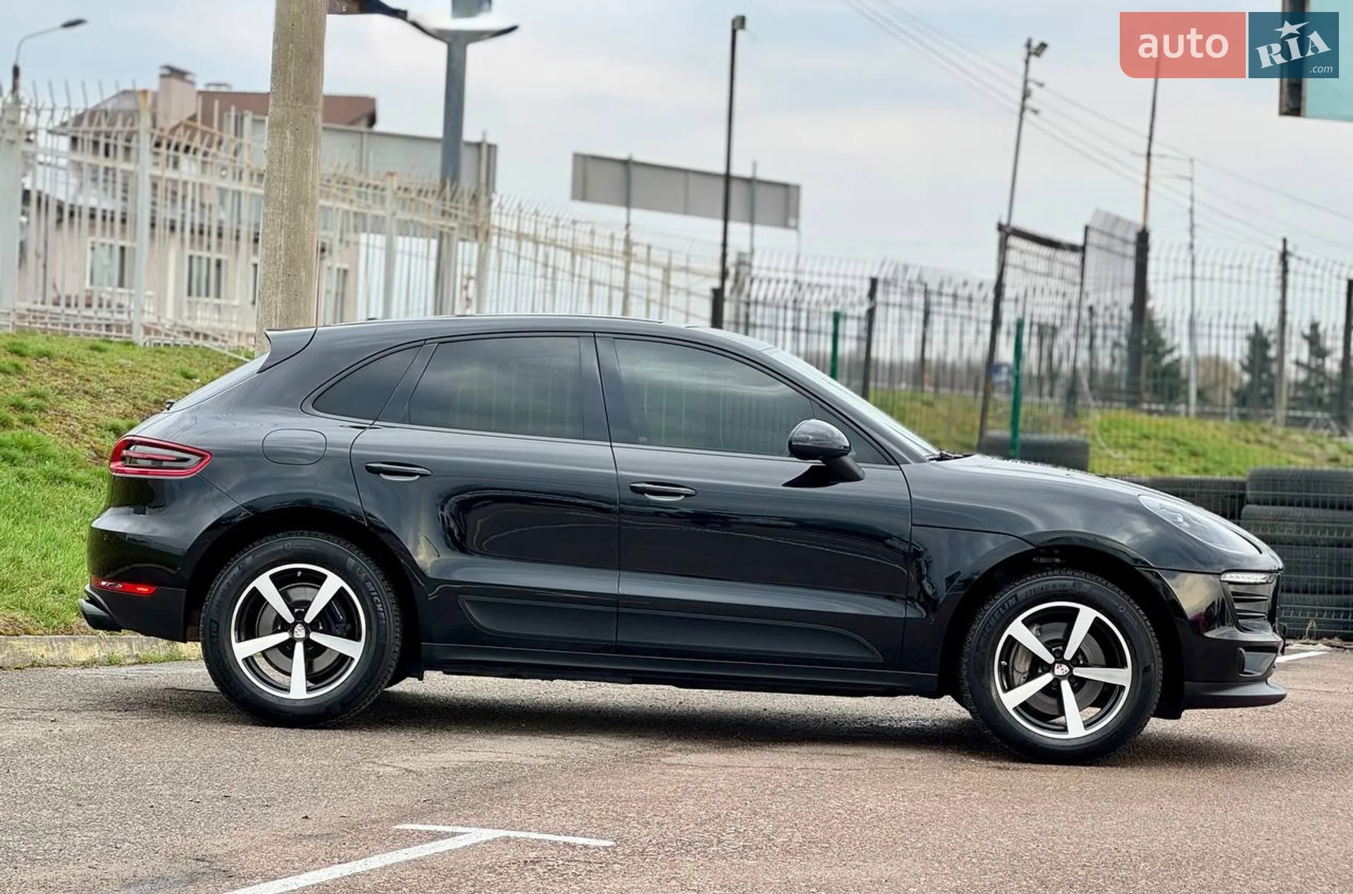 2018 Porsche Macan - мініатюра 14