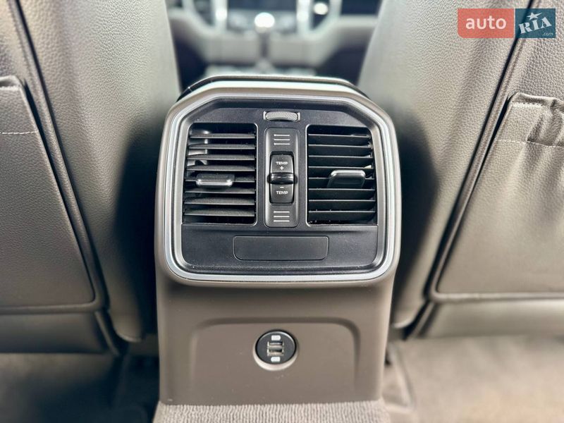 Позашляховик / Кросовер Porsche Macan 2018 в Києві