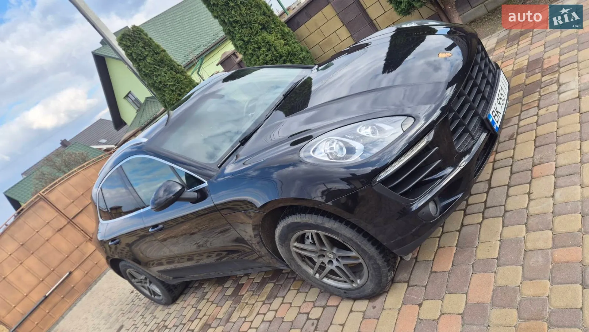 2015 Porsche Macan - мініатюра 2