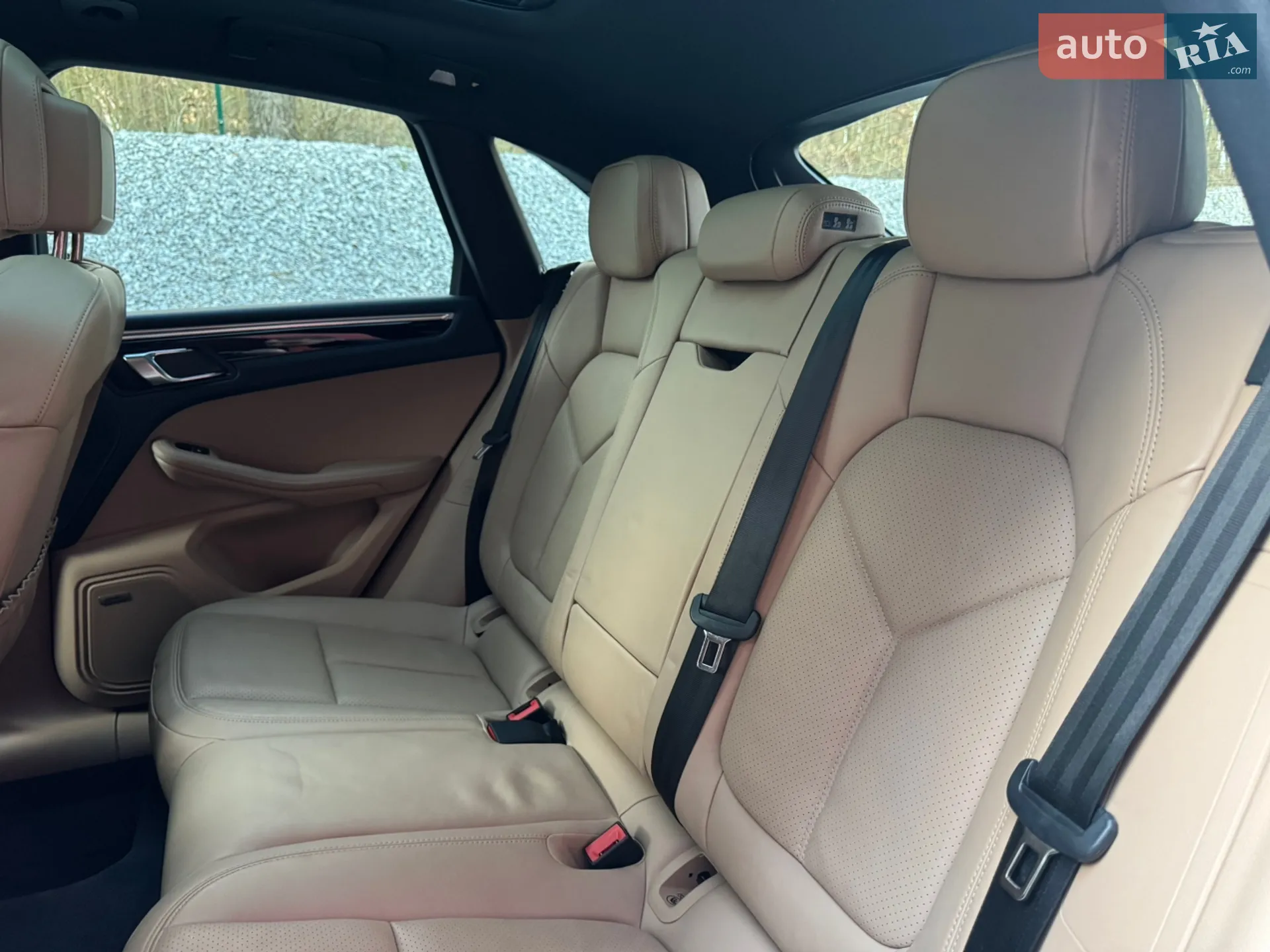 2020 Porsche Macan - мініатюра 25