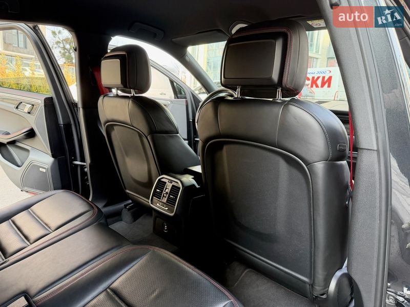 Позашляховик / Кросовер Porsche Macan 2016 в Києві фото 44 Позашляховик / Кросовер Porsche Macan 2016 в Києві