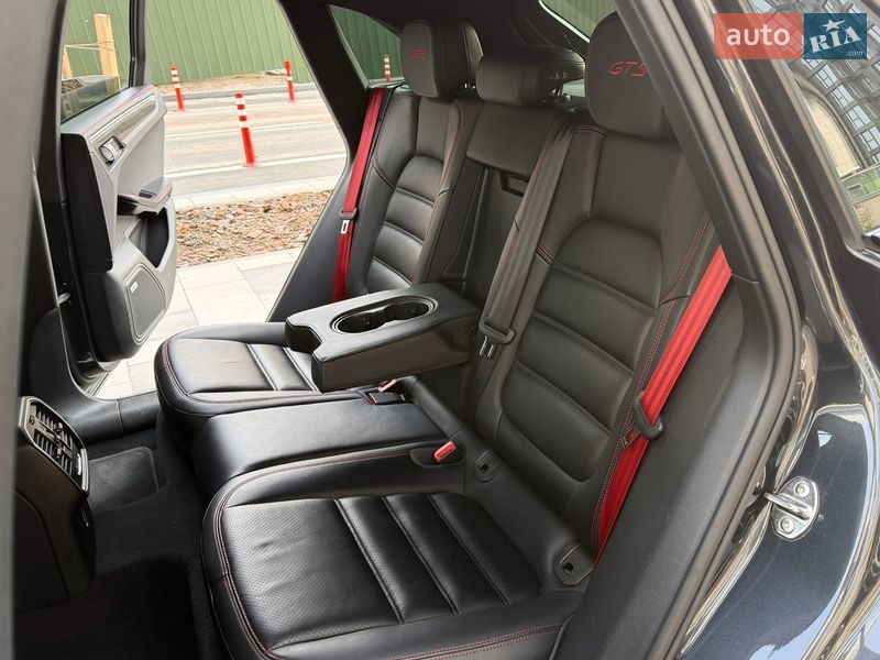 Позашляховик / Кросовер Porsche Macan 2016 в Києві фото 46 Позашляховик / Кросовер Porsche Macan 2016 в Києві