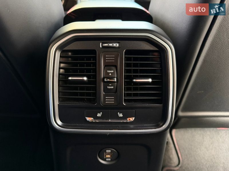 Позашляховик / Кросовер Porsche Macan 2016 в Києві фото 54 Позашляховик / Кросовер Porsche Macan 2016 в Києві