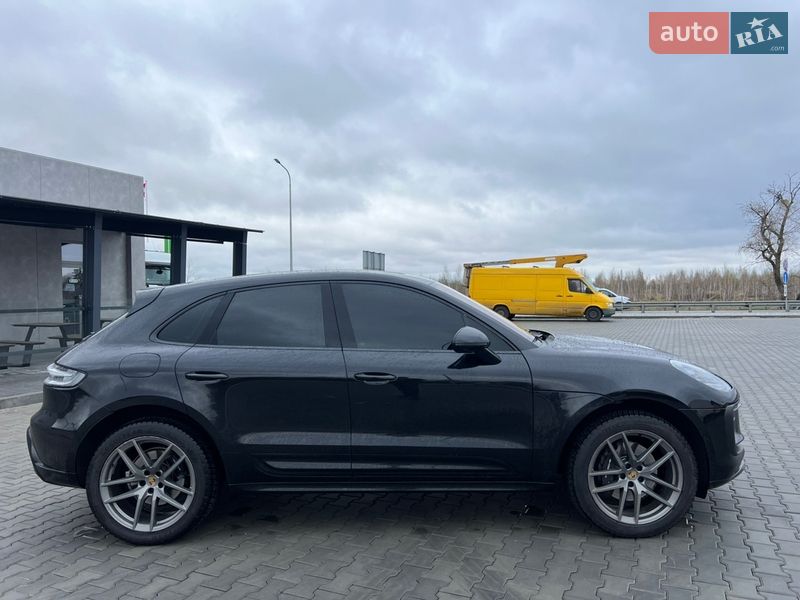 Позашляховик / Кросовер Porsche Macan 2022 в Києві