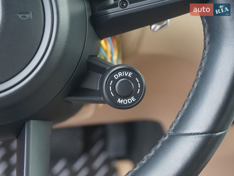 Позашляховик / Кросовер Porsche Macan 2022 в Одесі фото 49 Позашляховик / Кросовер Porsche Macan 2022 в Одесі