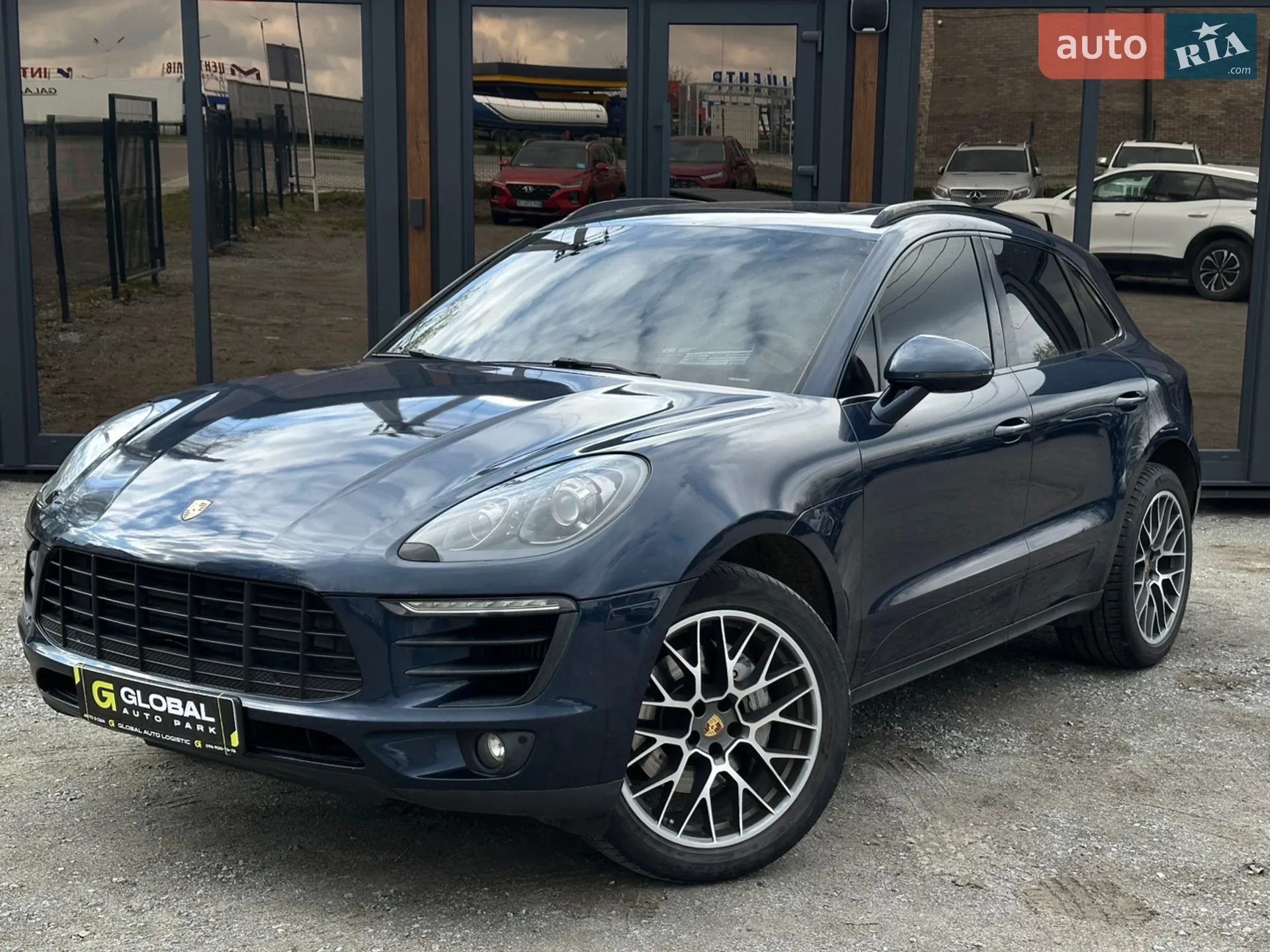 2015 Porsche Macan - мініатюра 8