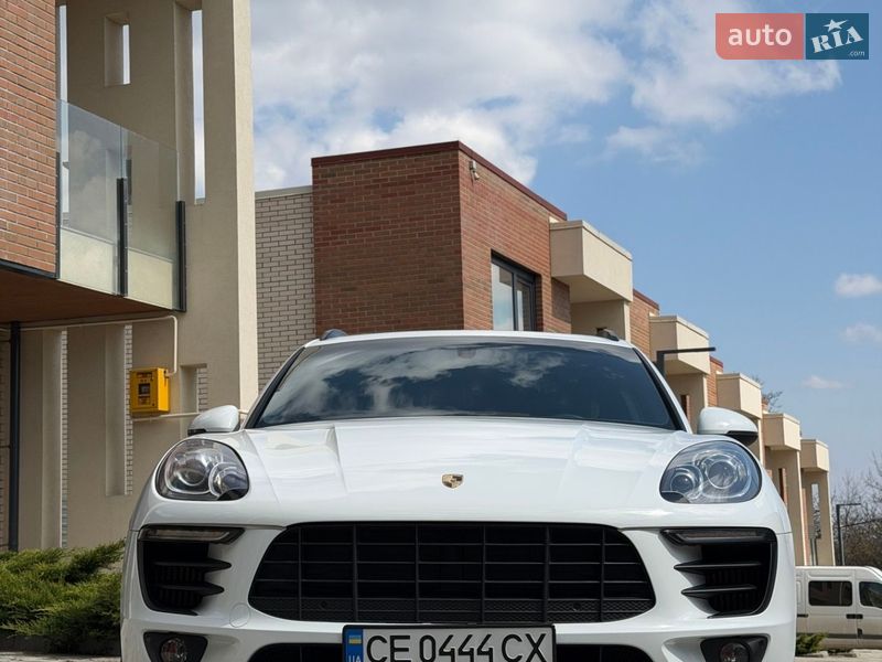 Внедорожник / Кроссовер Porsche Macan 2015 в Черновцах