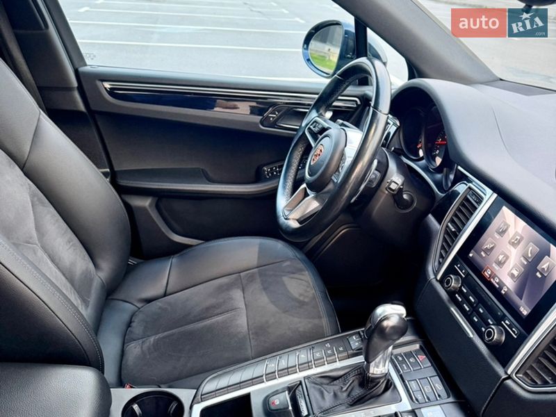 Позашляховик / Кросовер Porsche Macan 2018 в Києві