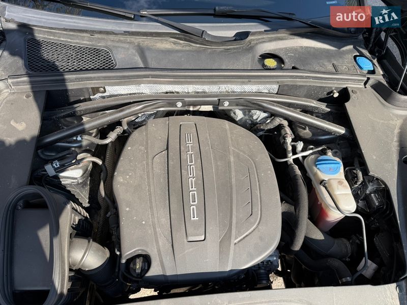 Внедорожник / Кроссовер Porsche Macan 2016 в Кропивницком