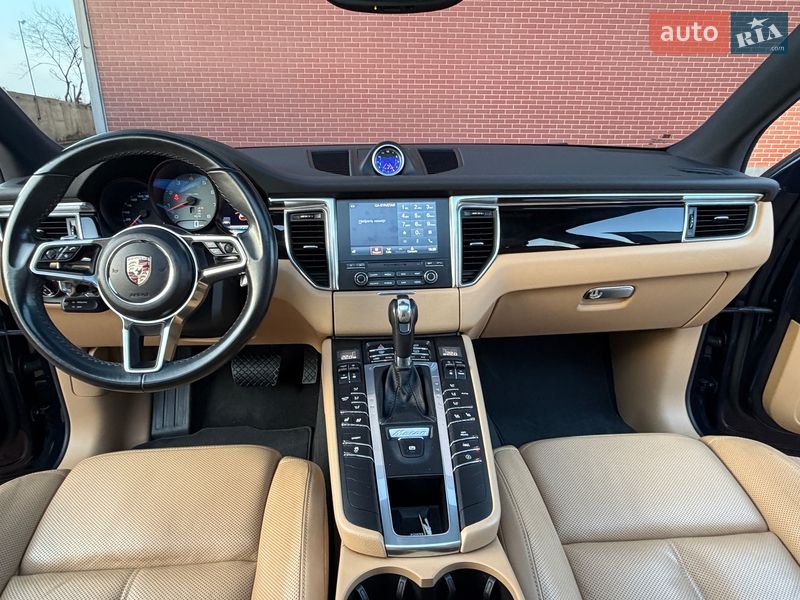 Внедорожник / Кроссовер Porsche Macan 2018 в Одессе