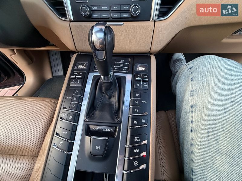 Внедорожник / Кроссовер Porsche Macan 2018 в Одессе