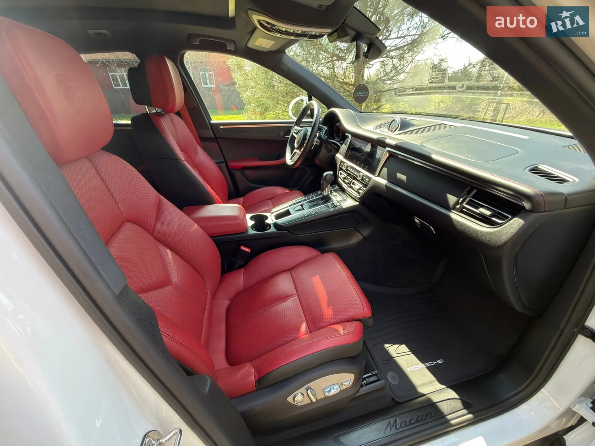 2021 Porsche Macan - мініатюра 17
