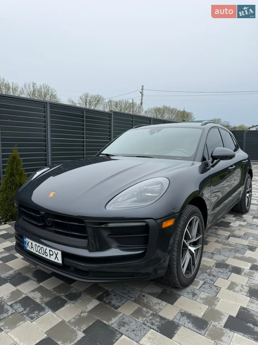 2022 Porsche Macan - мініатюра 3