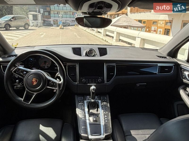 Внедорожник / Кроссовер Porsche Macan 2018 в Полтаве фото 12 Внедорожник / Кроссовер Porsche Macan 2018 в Полтаве