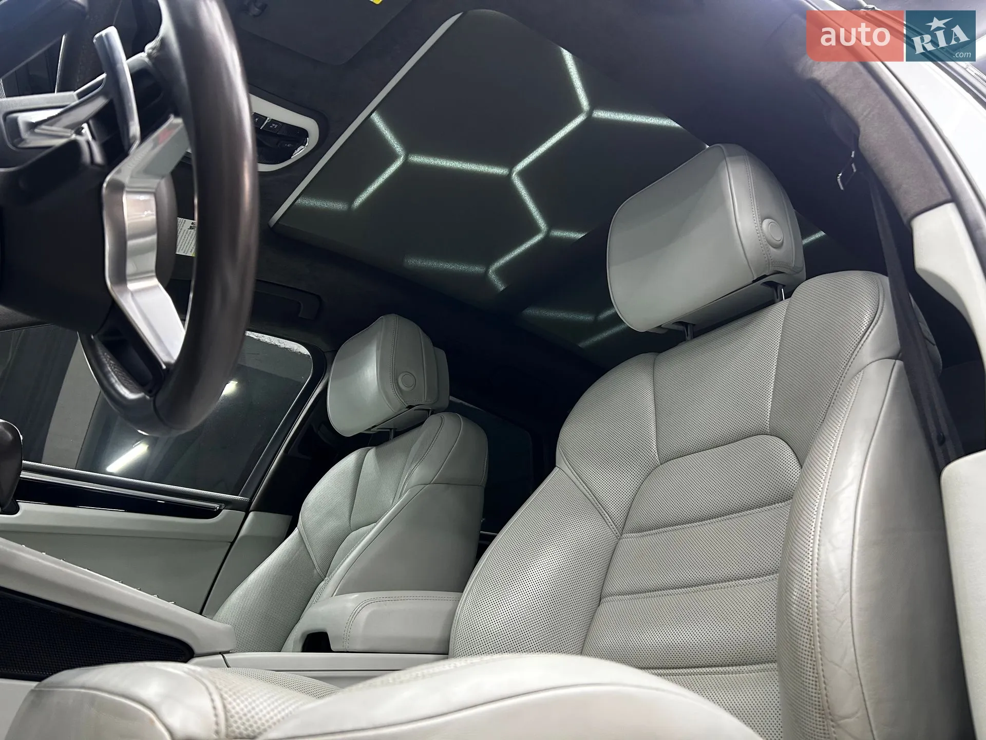 2015 Porsche Macan - мініатюра 11