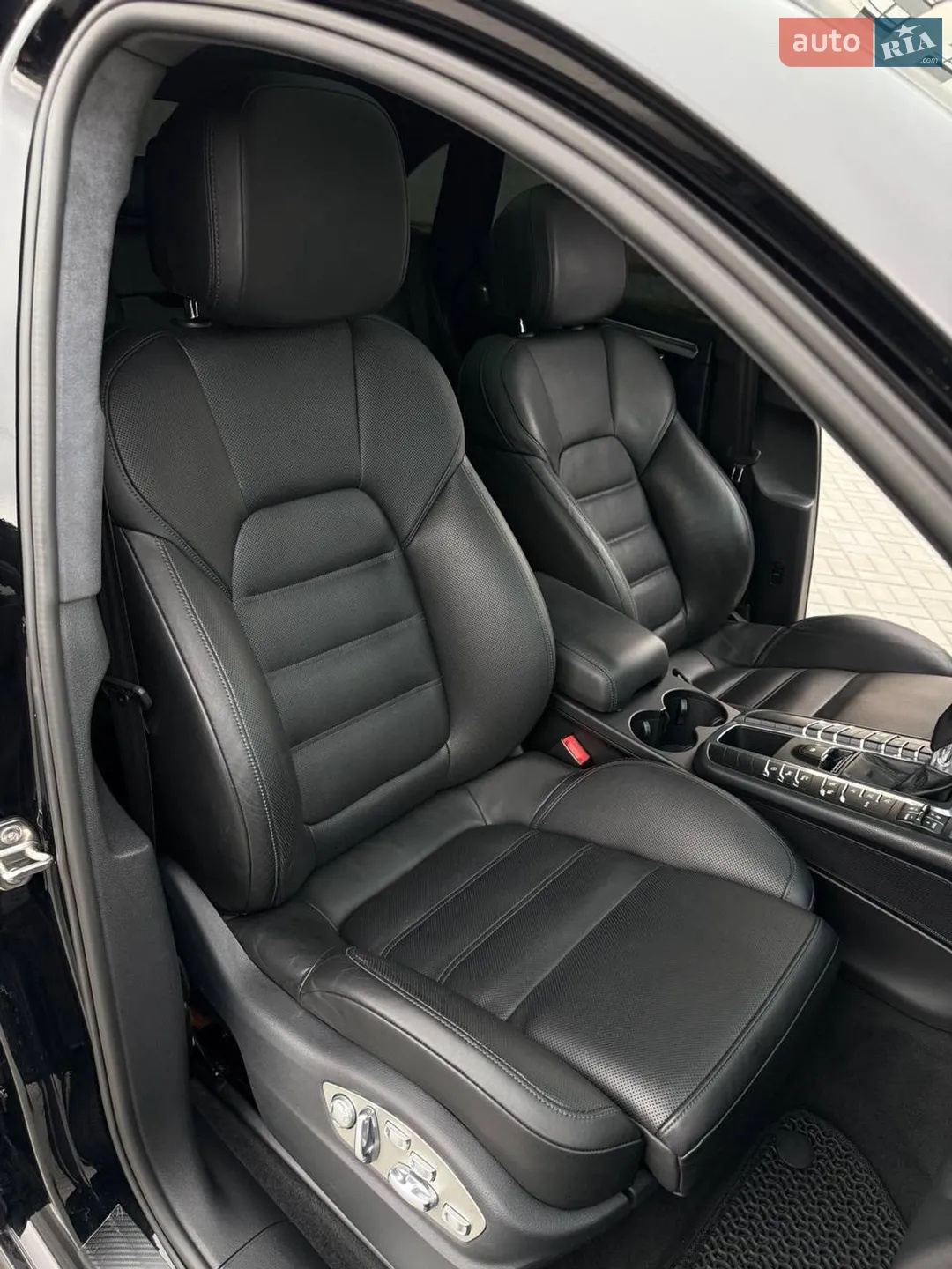 2015 Porsche Macan - мініатюра 17