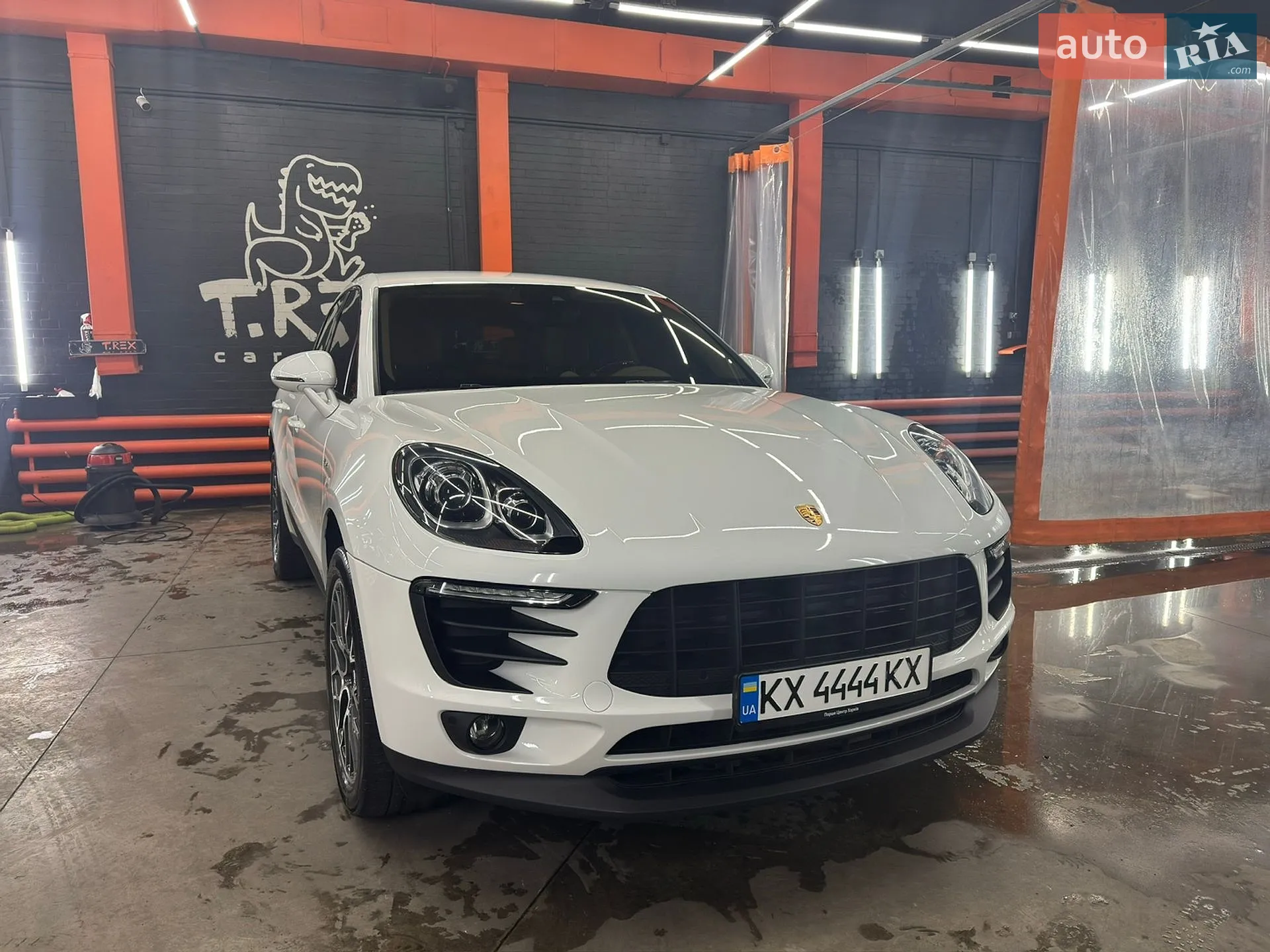 2016 Porsche Macan - мініатюра 3