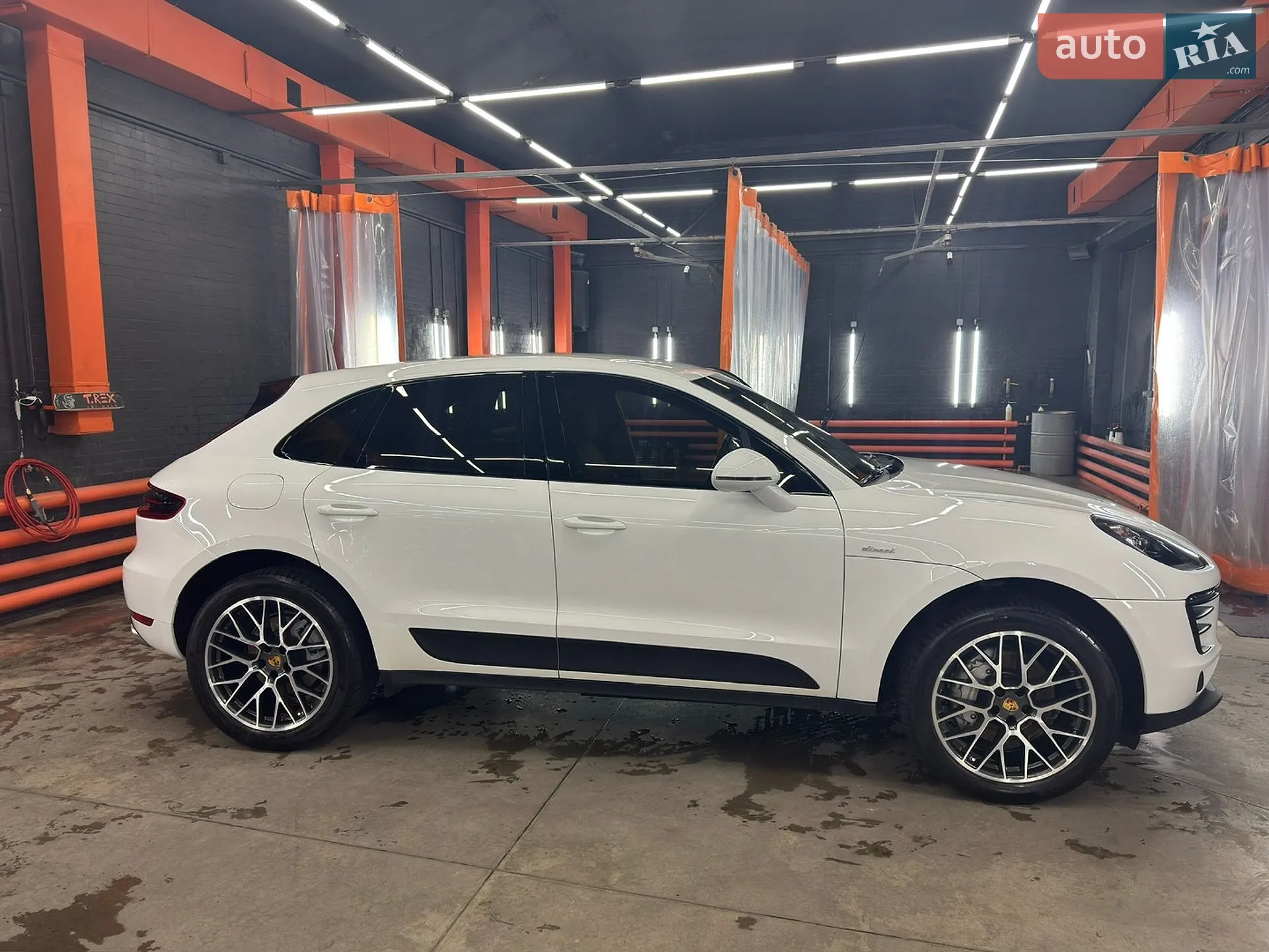 2016 Porsche Macan - мініатюра 7